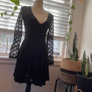 URBAN OUTFITTERS BLACK LACE SKATER DRESS